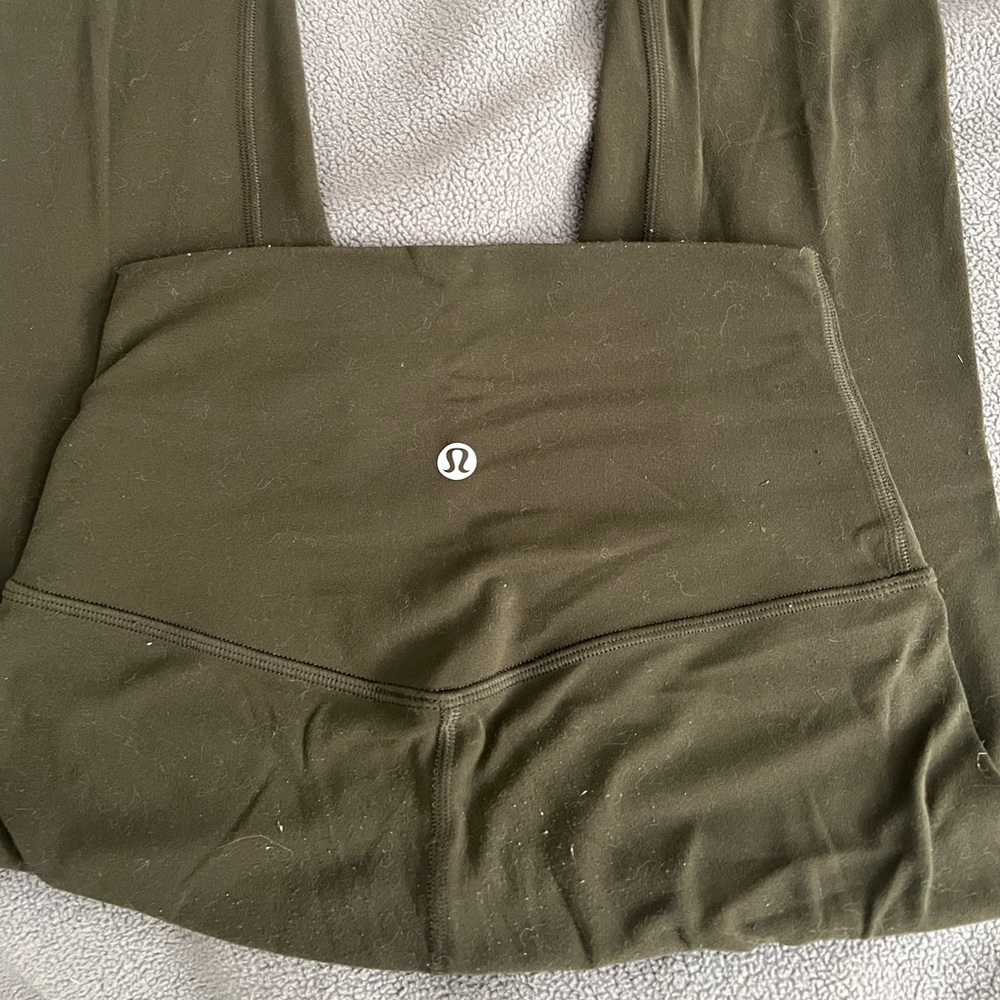 Green lulu align leggings